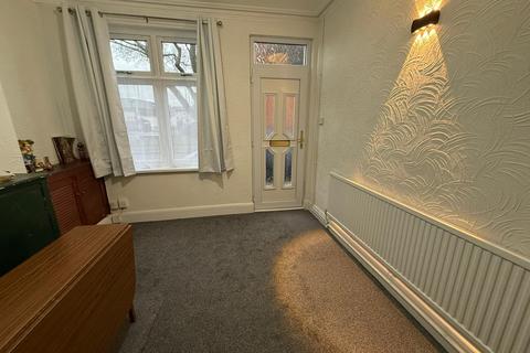 3 bedroom terraced house to rent, Leicester, LE4