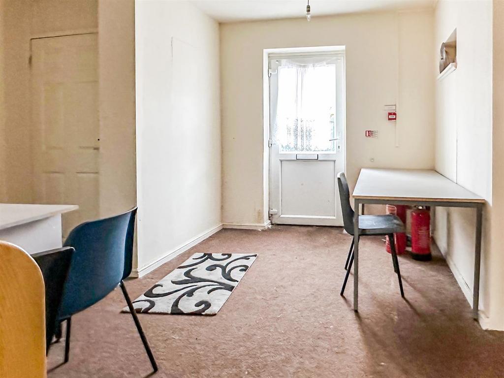 Room Five / Open Plan Area