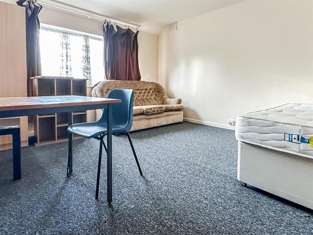 Room Ten