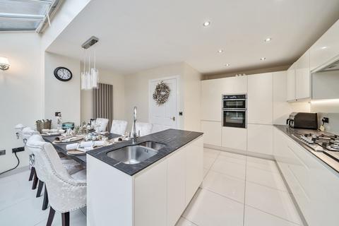 47 Fairview Drive, Adlington, Chorley, PR6 9SB