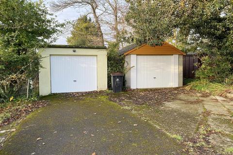 2 bedroom bungalow for sale, Glenwood Close, West Moors