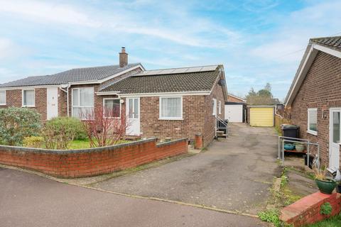 2 bedroom terraced bungalow for sale, St. James Way, Long Stratton