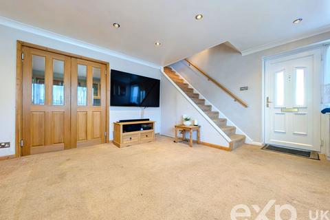 3 bedroom semi-detached house for sale, Rainham Close, Maidstone ME15