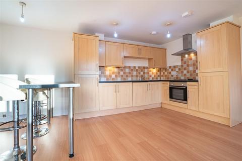 2 bedroom apartment for sale, Halifax Road, Halifax HX3