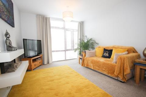 2 bedroom flat for sale, St. Gregorys Road, Stratford-Upon-Avon