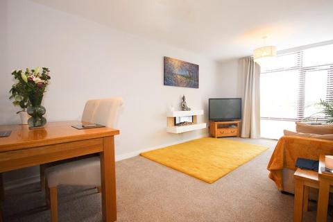 2 bedroom flat for sale, St. Gregorys Road, Stratford-Upon-Avon