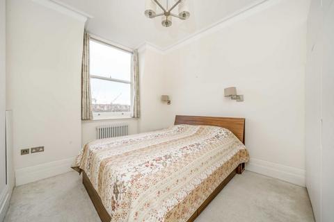 2 bedroom flat to rent, Fitzgeorge Avenue, London W14