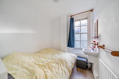 2 bedroom flat for sale, Bourne Estate, Portpool Lane, Farringdon