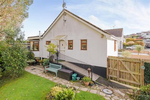 16 Two Trees Estate, Wadebridge, PL27 7PQ