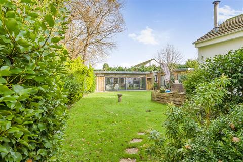16 Two Trees Estate, Wadebridge, PL27 7PQ
