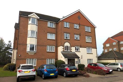 2 bedroom apartment to rent, St Annes Rise, Redhill