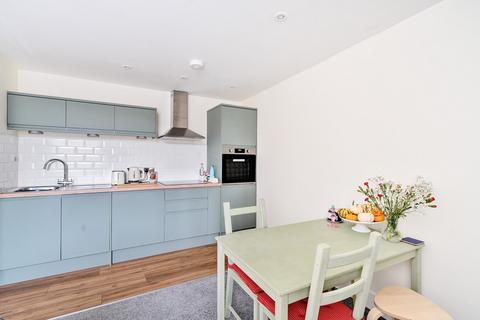 2 bedroom apartment for sale, North Parade, Frome, Frome, BA11