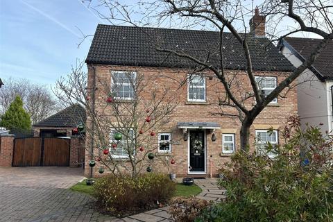 4 bedroom detached house for sale, William Straw Gardens, Worksop S80