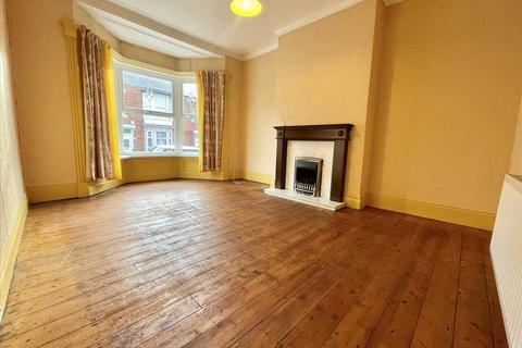 2 bedroom apartment for sale, Oxford Avenue, South Shields