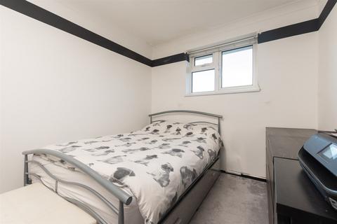 44 Caxton Close, Hartley, Longfield, DA3 7DL