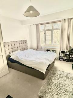 1 bedroom semi-detached house to rent, Bromley BR2