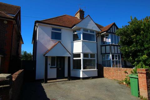 3 bedroom semi-detached house to rent, Hunloke Avenue, Eastbourne BN22