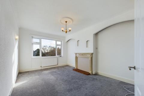 2 bedroom apartment to rent, Eugene Road, Paignton