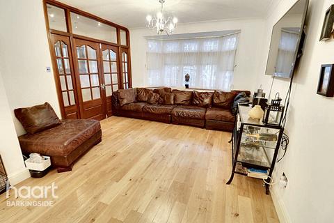 33 Ardwell Avenue, Barkingside, Ilford, IG6 1AW