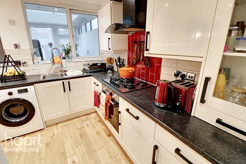 33 Ardwell Avenue, Barkingside, Ilford, IG6 1AW