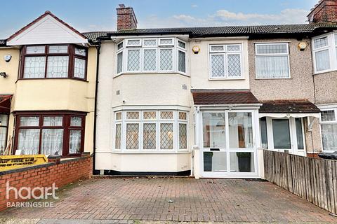 3 bedroom terraced house for sale, Ardwell Avenue, Barkingside