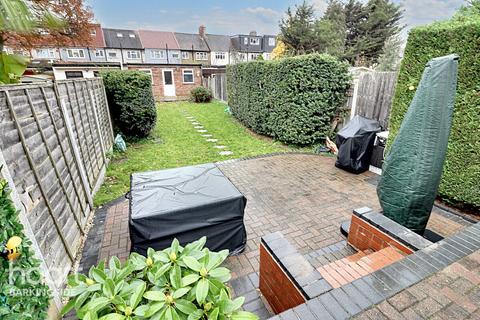 3 bedroom terraced house for sale, Ardwell Avenue, Barkingside