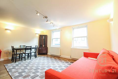 3 bedroom flat for sale, Old London Road, KINGSTON UPON THAMES KT2