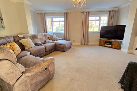 5 bedroom detached house for sale, Roman Way, Thatcham RG18