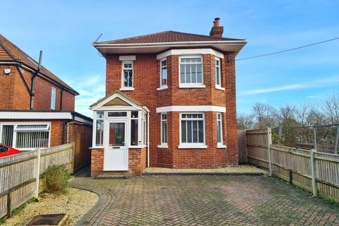 3 bedroom detached house for sale, Salisbury Road, Totton SO40