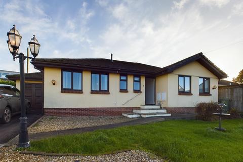 3 bedroom detached bungalow to rent, Rose Gardens, Ipplepen