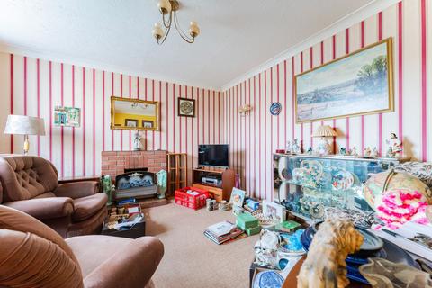 19 Brambles Close, Spixworth, Norwich, NR10 3QP