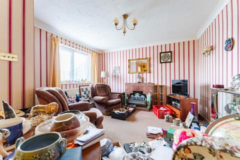 19 Brambles Close, Spixworth, Norwich, NR10 3QP