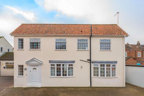 5 bedroom detached house for sale, Howard Street, Norwich