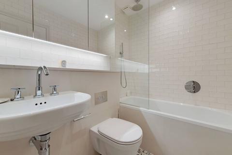 4 bedroom flat for sale, Elm Park Road, Chelsea, London, SW3