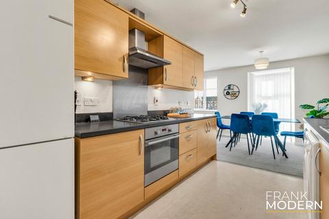 43 Molyneux Square, Hampton Vale, Peterborough, PE7 8WA