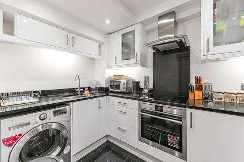 3 bedroom flat for sale, Piccadilly, Mayfair, London, W1J