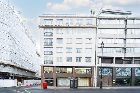 Piccadilly, Mayfair, London, W1J