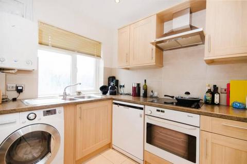 2 bedroom flat for sale, Uxbridge Road, Hatch End, Pinner, HA5