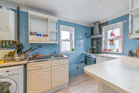 1 bedroom flat for sale, Patmos Road, Oval, London, SW9