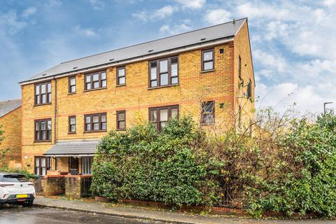 25 Patmos Road, London, SW9 6SQ