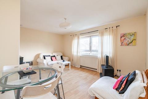 2 bedroom flat for sale, Firrhill Drive, Edinburgh EH13