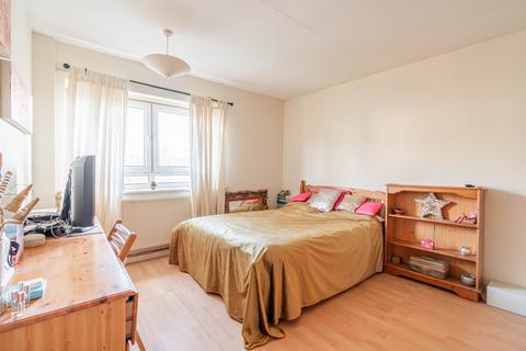 2 bedroom flat for sale, Firrhill Drive, Edinburgh EH13