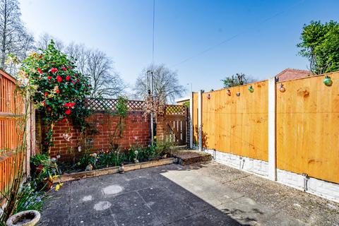 5 Blackthorn Close, Norwich, NR6 6DR