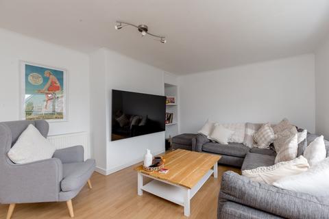 2 bedroom flat for sale, 5/3 Firrhill Drive, Colinton Mains, Edinburgh, EH13 9ER