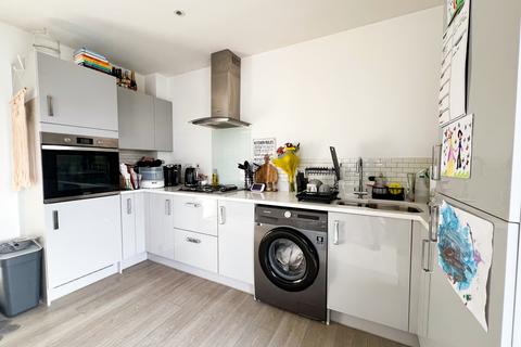 2 bedroom apartment for sale, Lane End Road, Patchway, Bristol, Gloucestershire, BS34