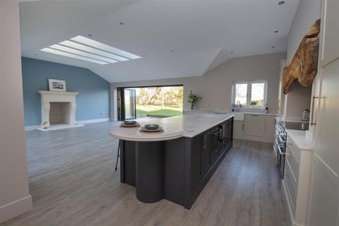 4 bedroom barn conversion for sale, North Dalton, York