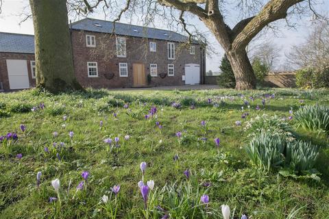 undefined, North Dalton, York