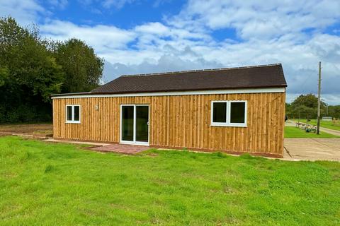 2 bedroom detached bungalow to rent, Rotten Row, Sidlesham, Chichester PO20