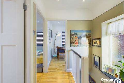 8 Derwent Crescent, Stanmore, HA7 2NF