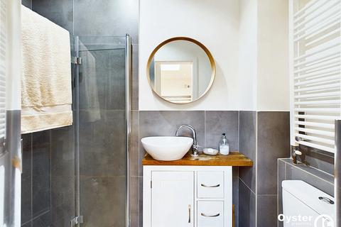 8 Derwent Crescent, Stanmore, HA7 2NF
